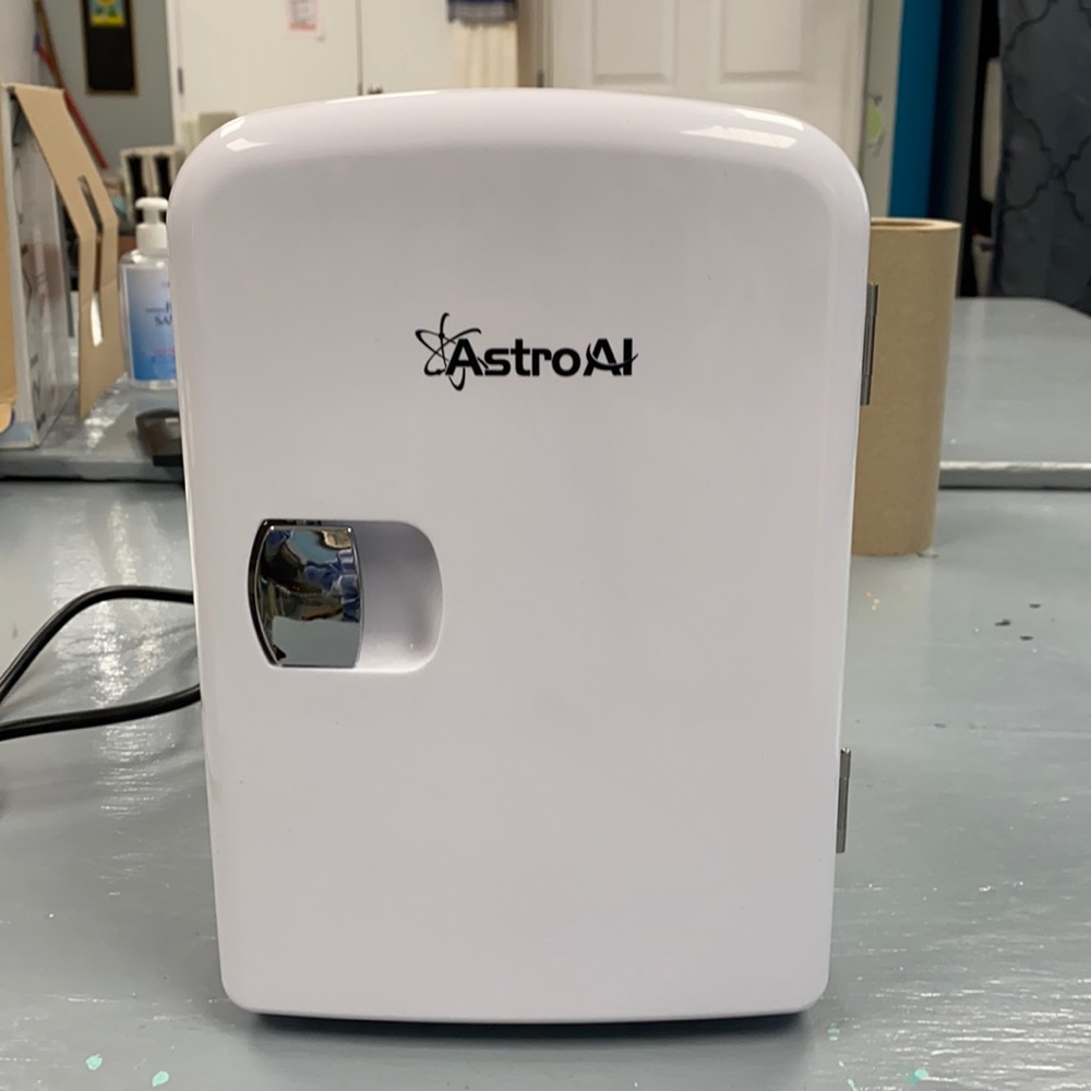 Astro AI Mini Fridge Only used a few times!